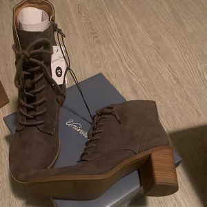 Laced Up Fashion Bootie Gray 12